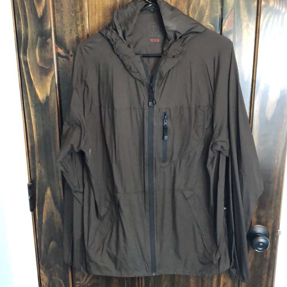 Light weight packable jacket